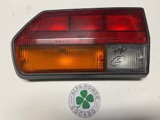 feu arrière gauche Alfa GTV 4/6 complet 60700871